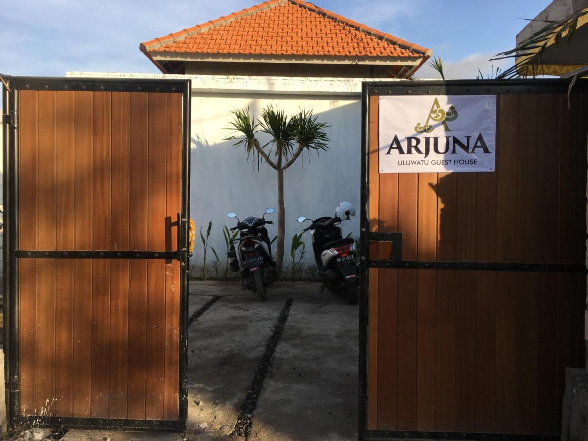 Arjuna Uluwatu Guest House Esterno foto